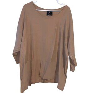 Anthony Mark Hankins Collection Womens Top 1X Beige Oversized Fit